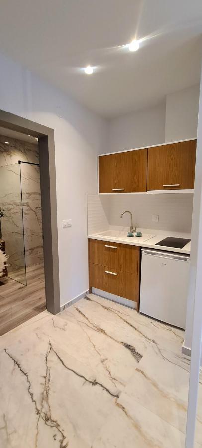 Costa Anastasia_Sea View Suites Vrasná Buitenkant foto