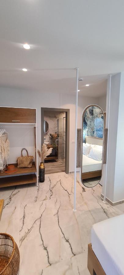 Costa Anastasia_Sea View Suites Vrasná Buitenkant foto