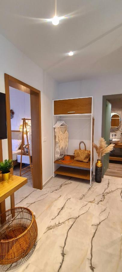 Costa Anastasia_Sea View Suites Vrasná Buitenkant foto