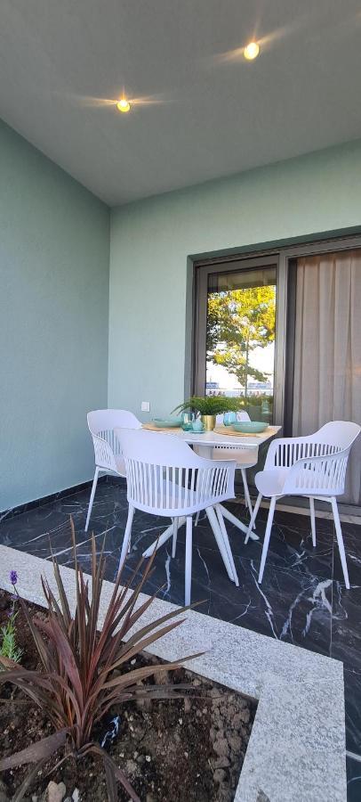 Costa Anastasia_Sea View Suites Vrasná Buitenkant foto